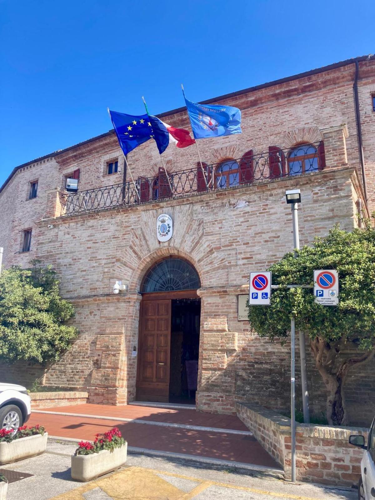 فالكونارا ماريتيما B&B Residenza Leonardo المظهر الخارجي الصورة